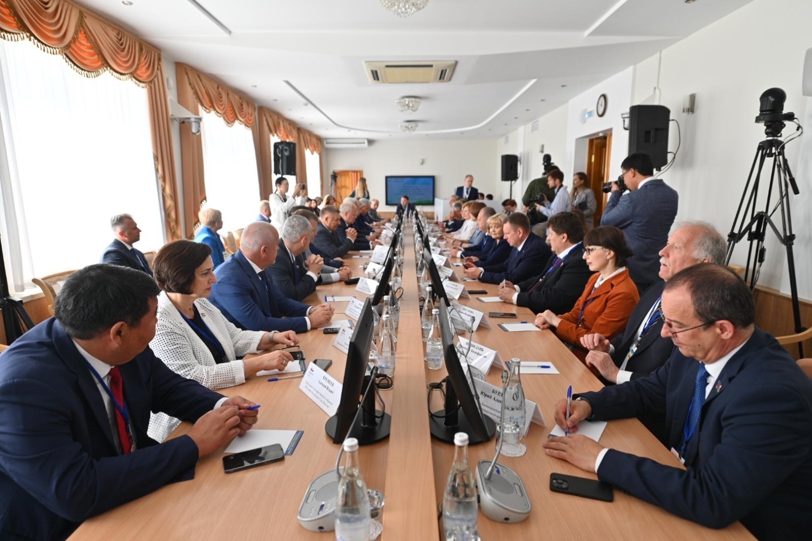 Парламент Башкирии договорился о сотрудничестве с заксобраниями Тывы и Нижегородской области