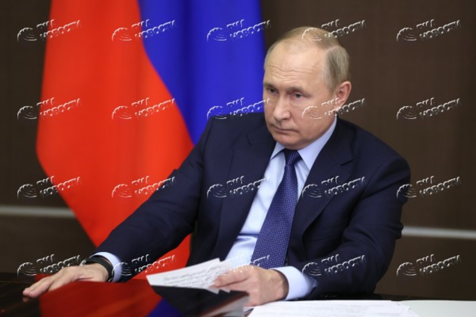 Путин поручил модернизировать почтовые отделения в сельской местности