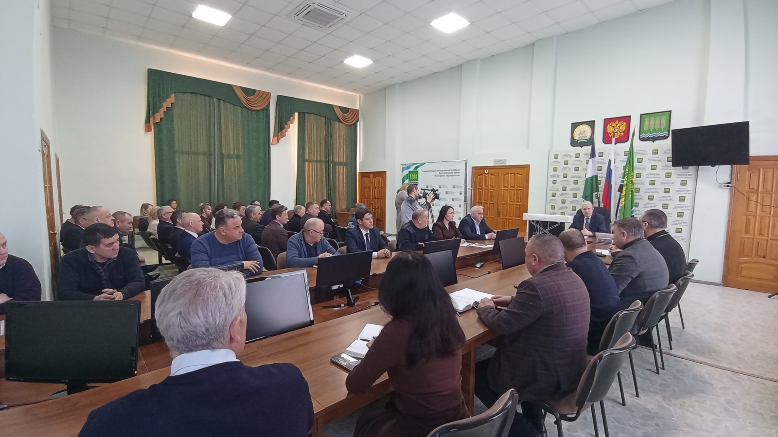 Обеспечить безопасность