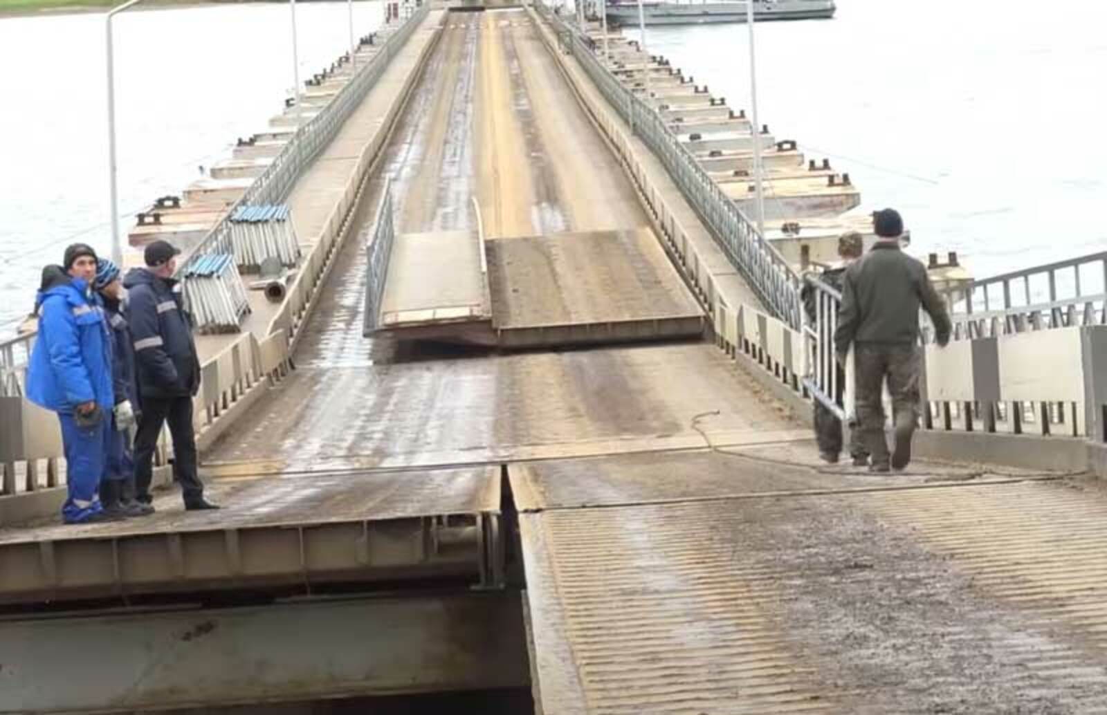 В Башкирии временно закрыли понтонный мост в Бирске через реку Белую